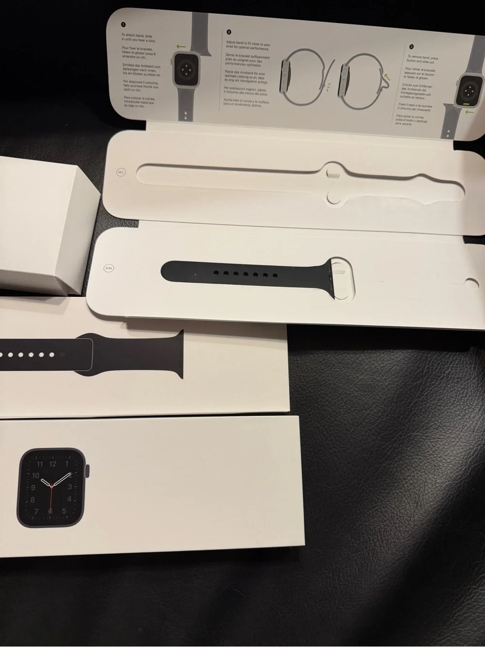 Apple Watch (Black) SE 1st Generation 44mm GPS Smartwatch with Fitness Tracking